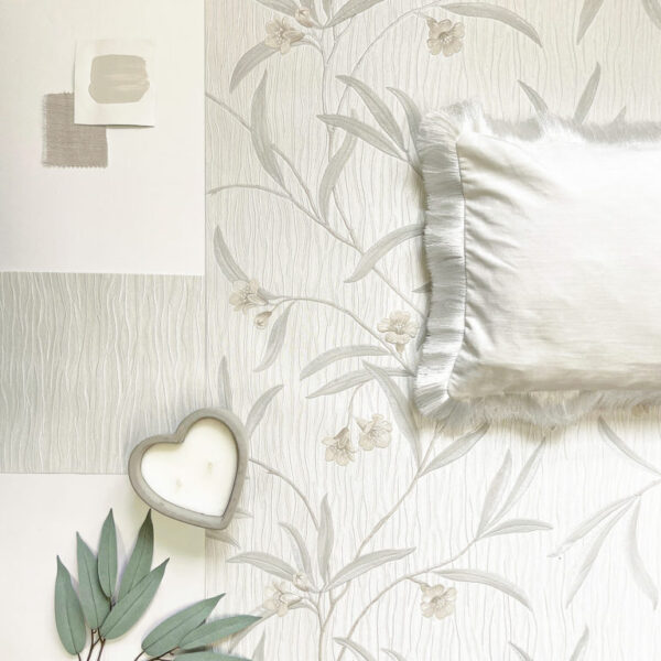 Belgravia Decor Tiffany Floral Trail White/Cream Wallpaper - Image 3